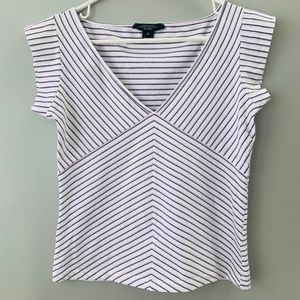 Weekend MaxMara tissue T-shirt V-neck size M